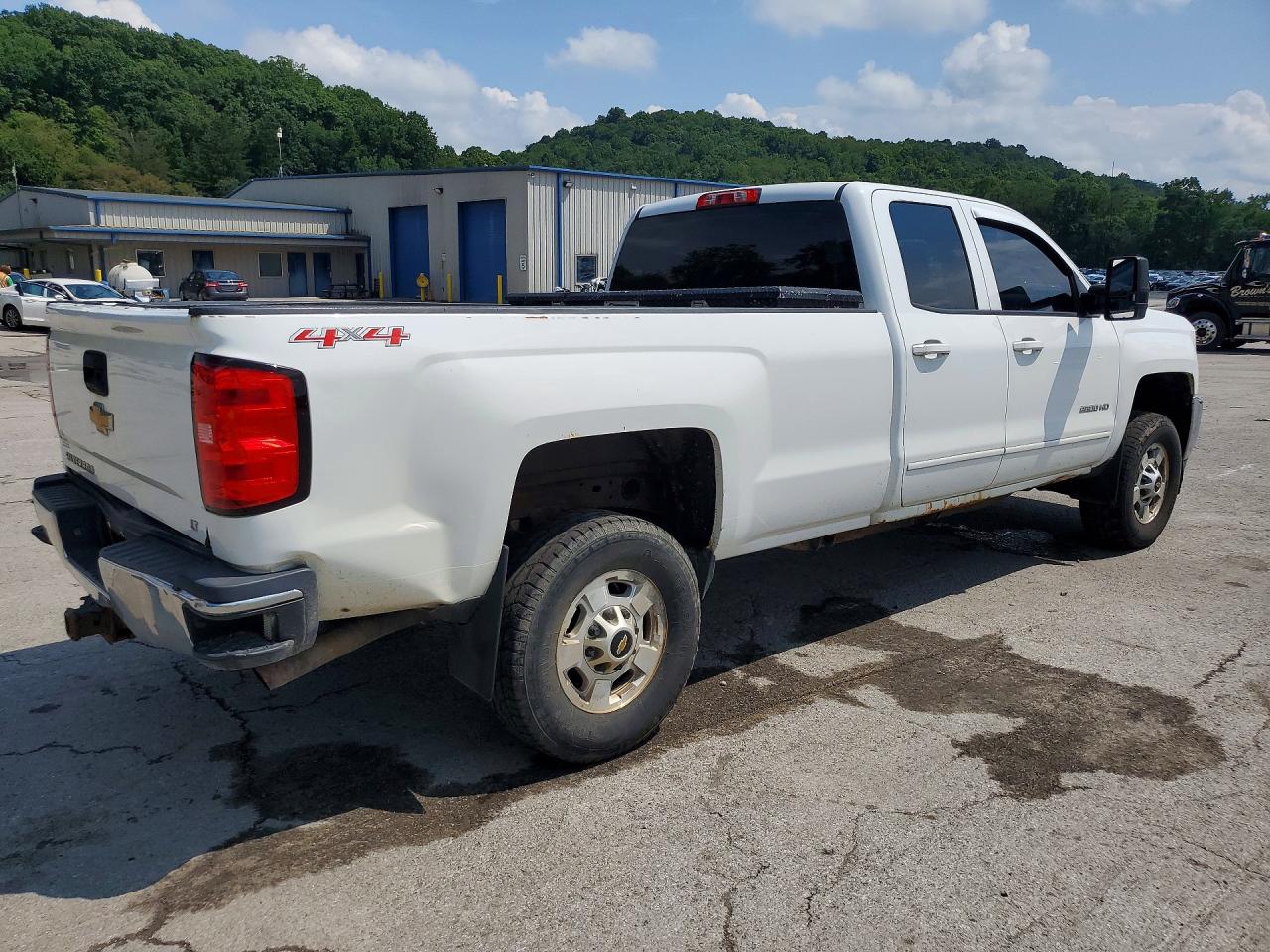 2015 CHEVROLET SILVERADO K2500 HEAVY DUTY LT — снимка 3