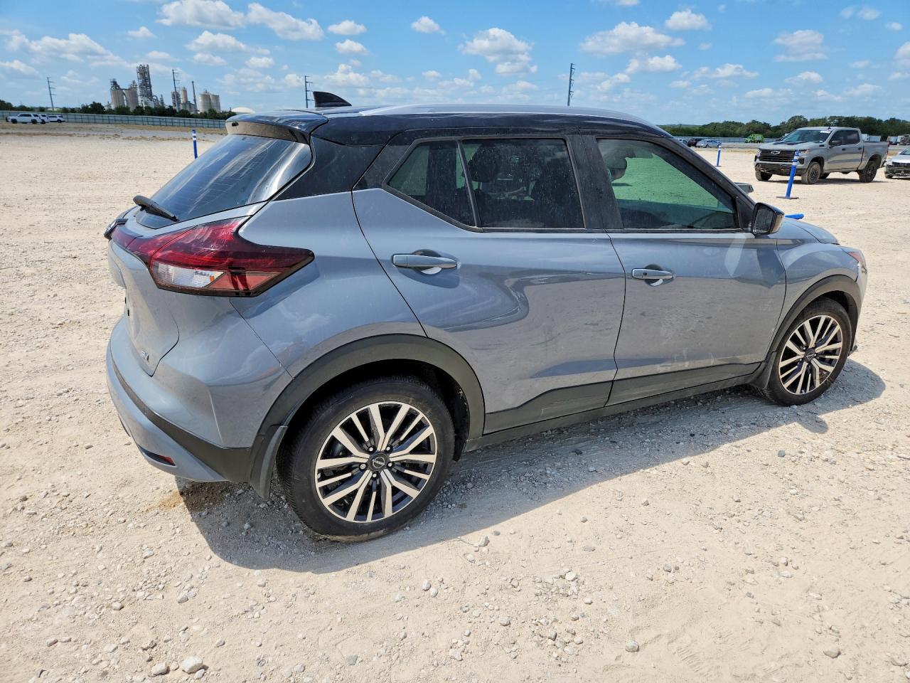 2024 NISSAN KICKS SV — снимка 3