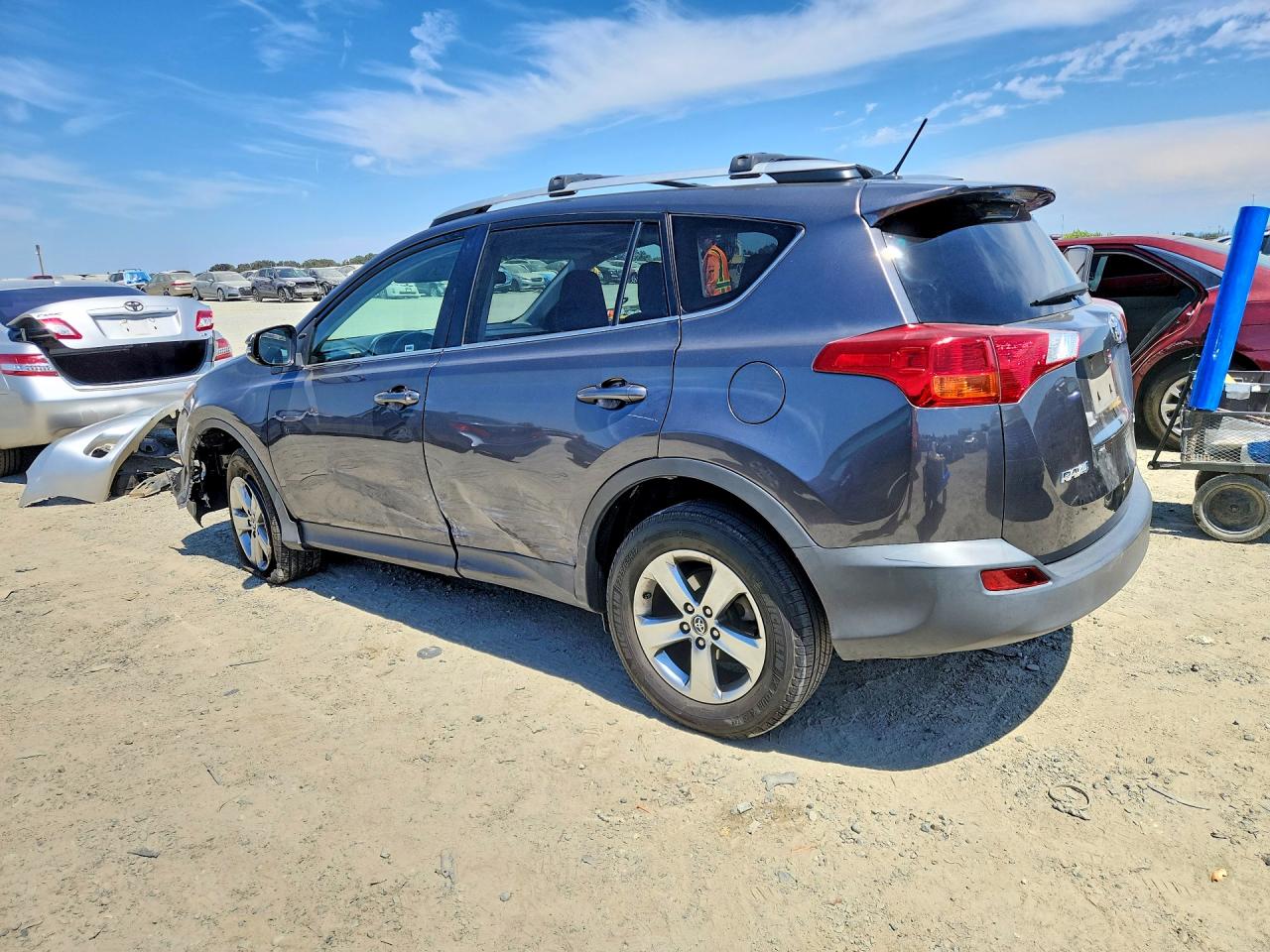 2015 TOYOTA RAV4 XLE — снимка 2