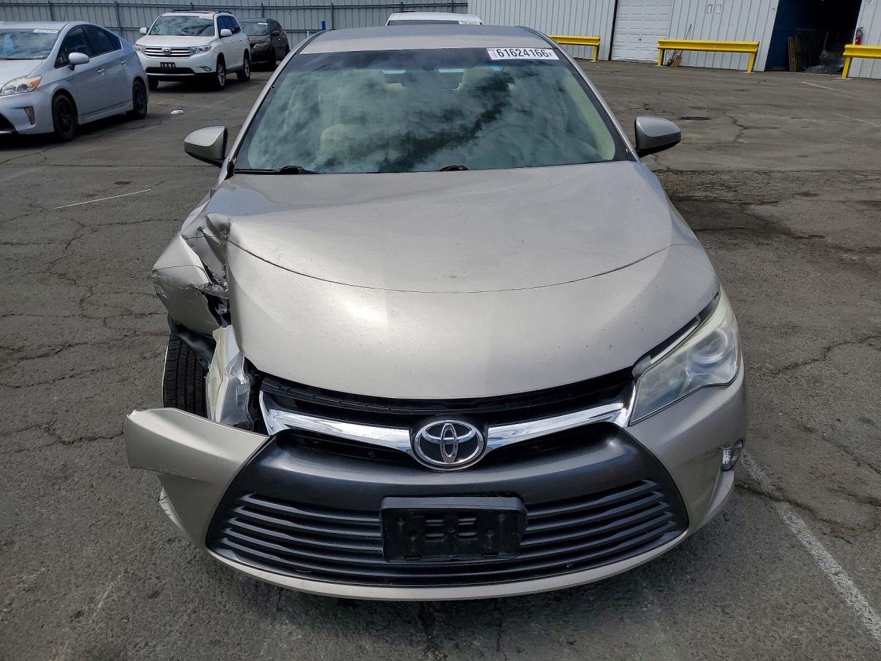 2017 TOYOTA CAMRY LE — снимка 5