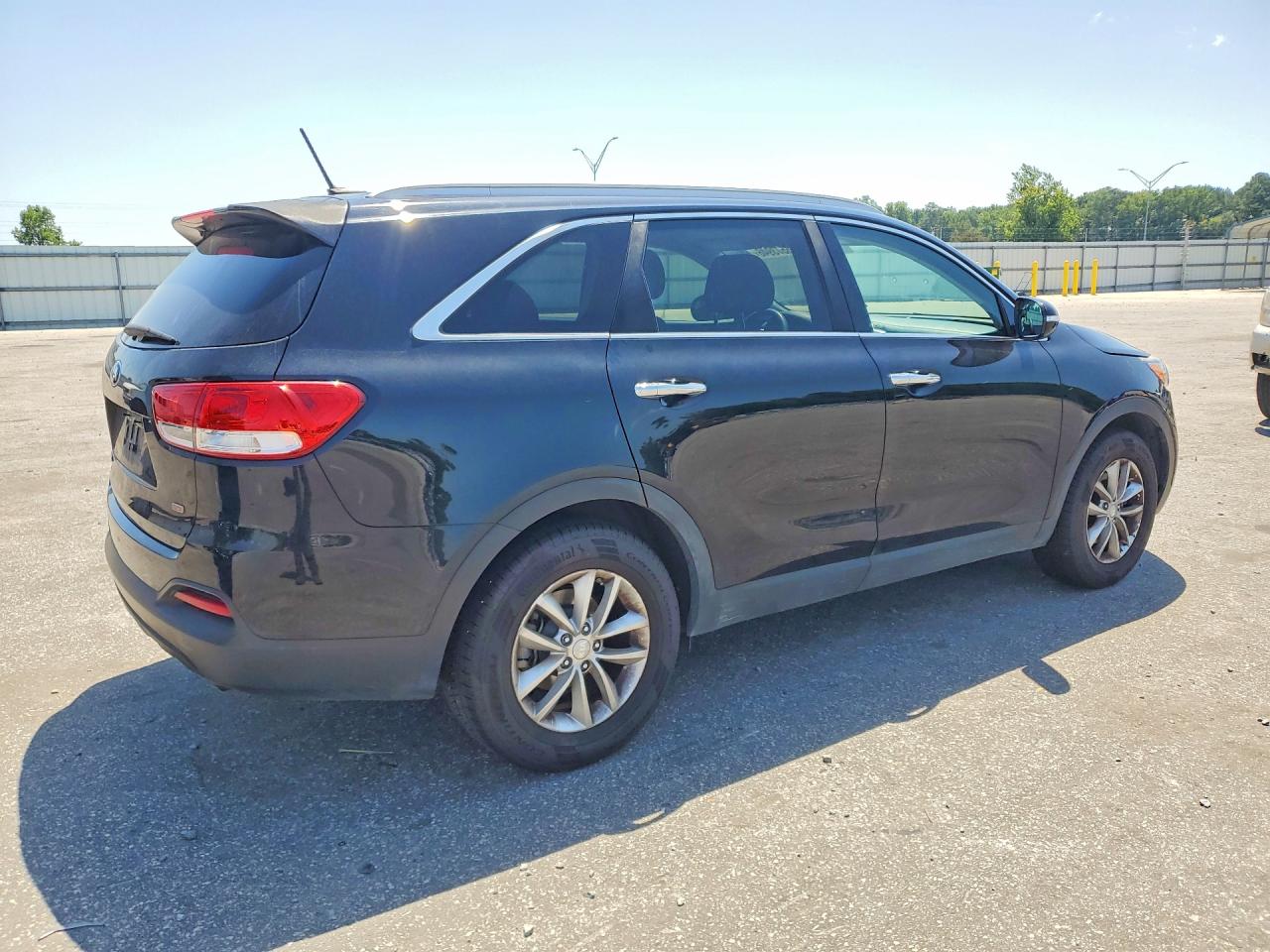 2016 KIA SORENTO LX — снимка 3