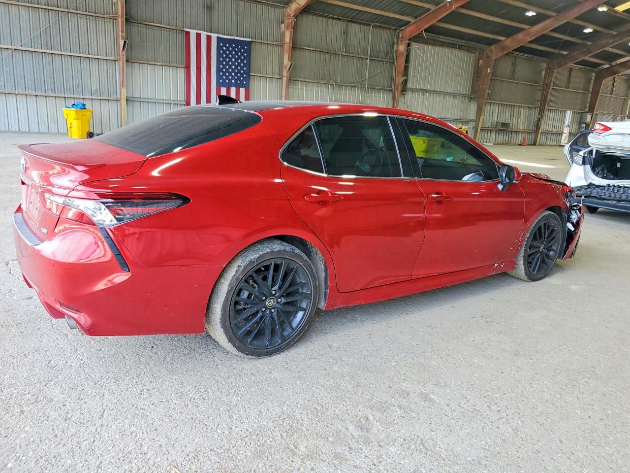 2021 TOYOTA CAMRY XSE V6 — снимка 3