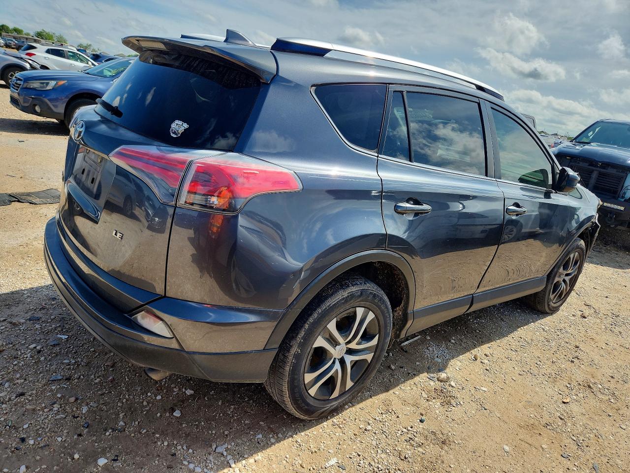 2016 TOYOTA RAV4 LE — снимка 3
