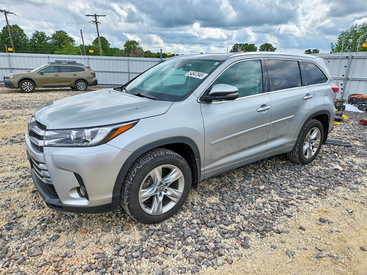 2017 TOYOTA HIGHLANDER LIMITED