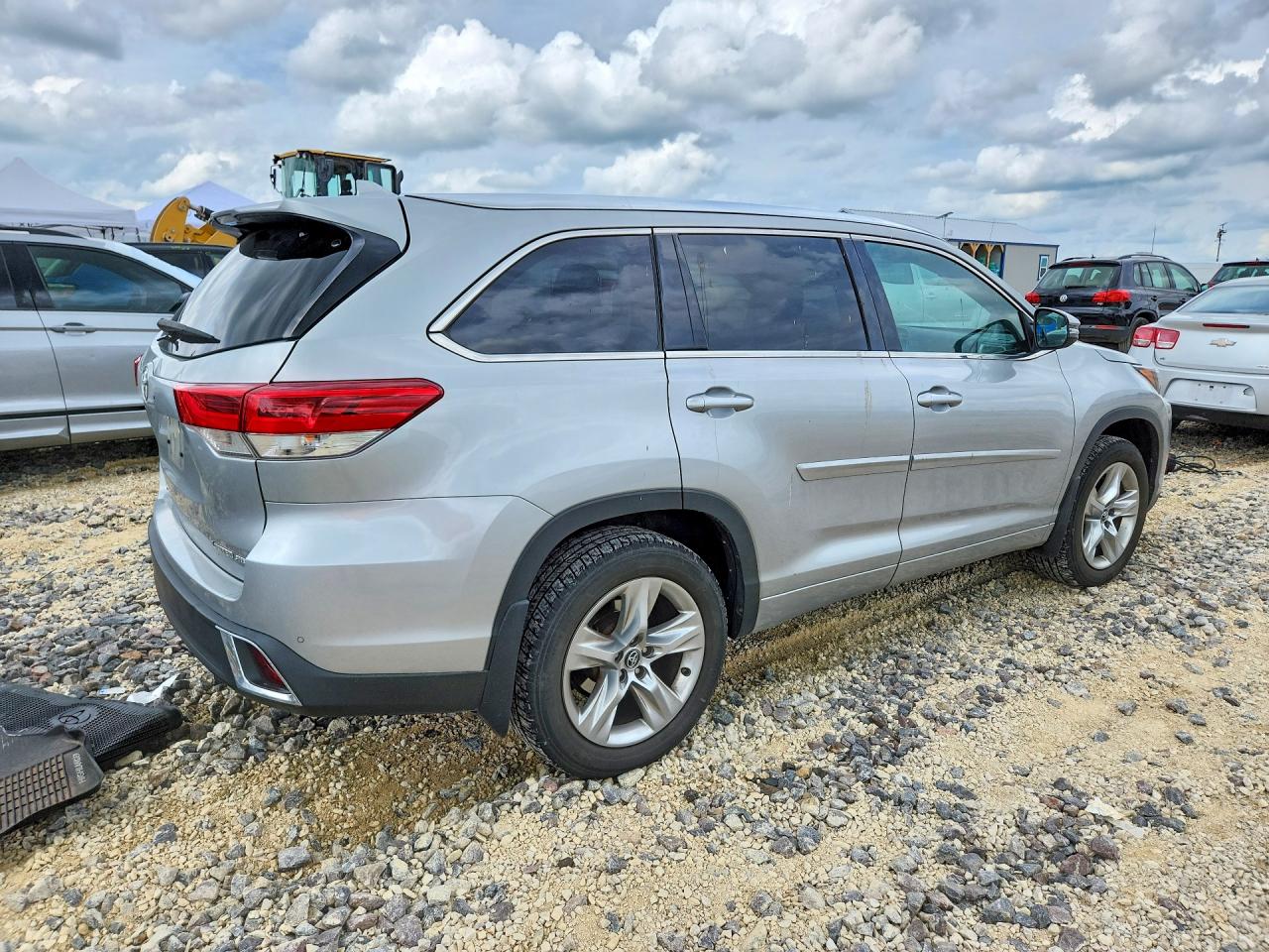 2017 TOYOTA HIGHLANDER LIMITED — снимка 3