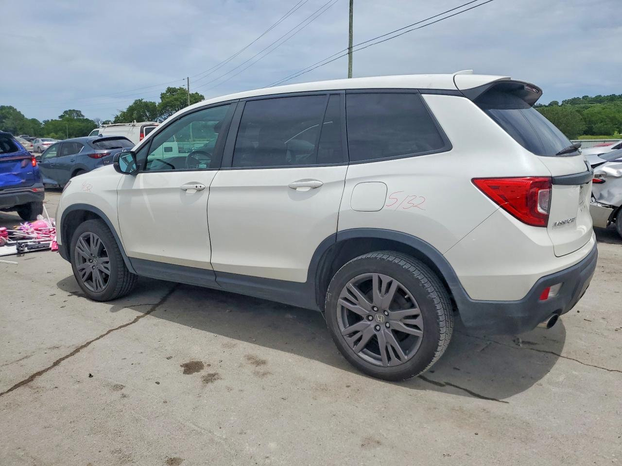2021 HONDA PASSPORT EXL — снимка 2