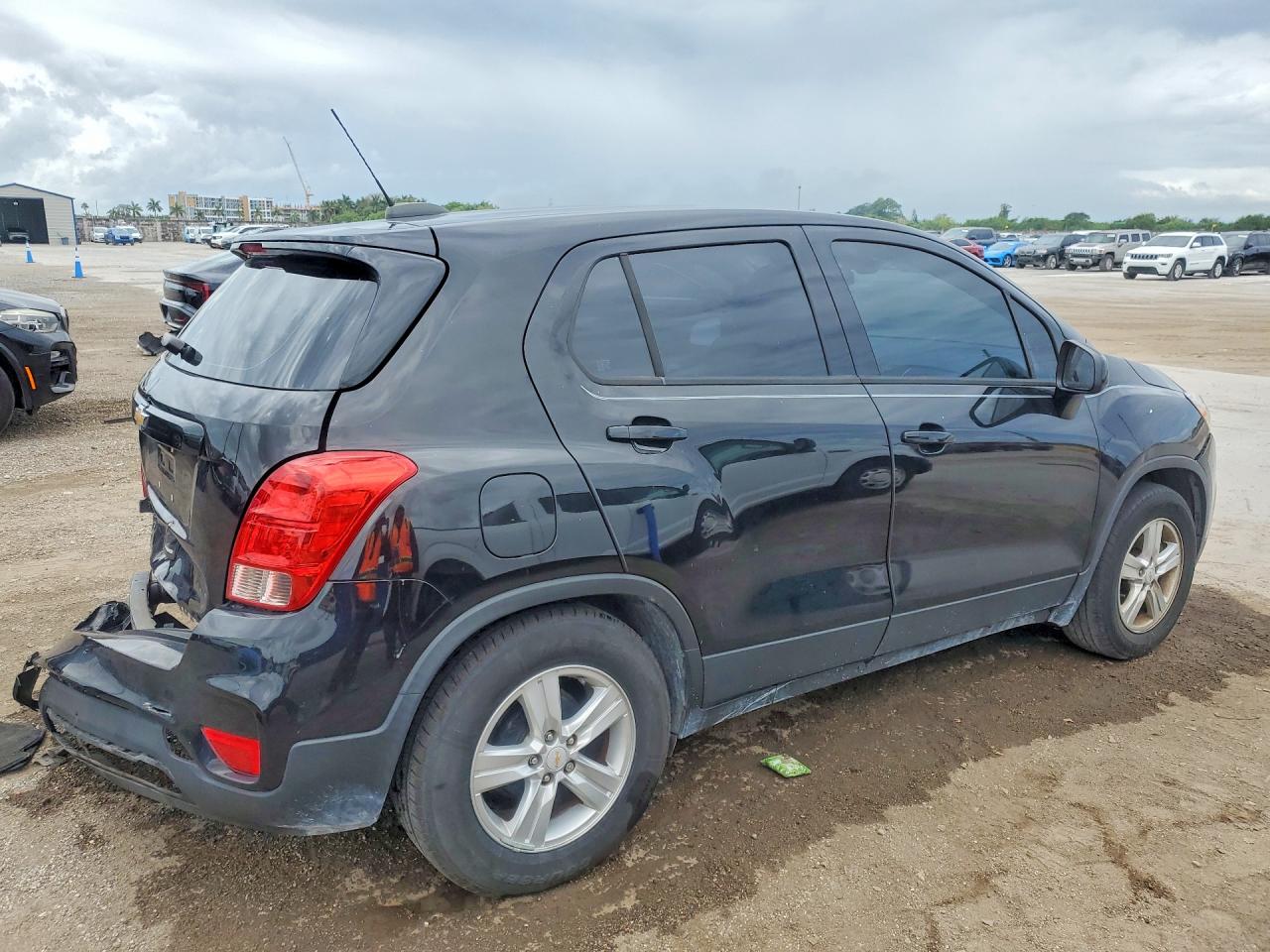 2020 CHEVROLET TRAX LS — снимка 3