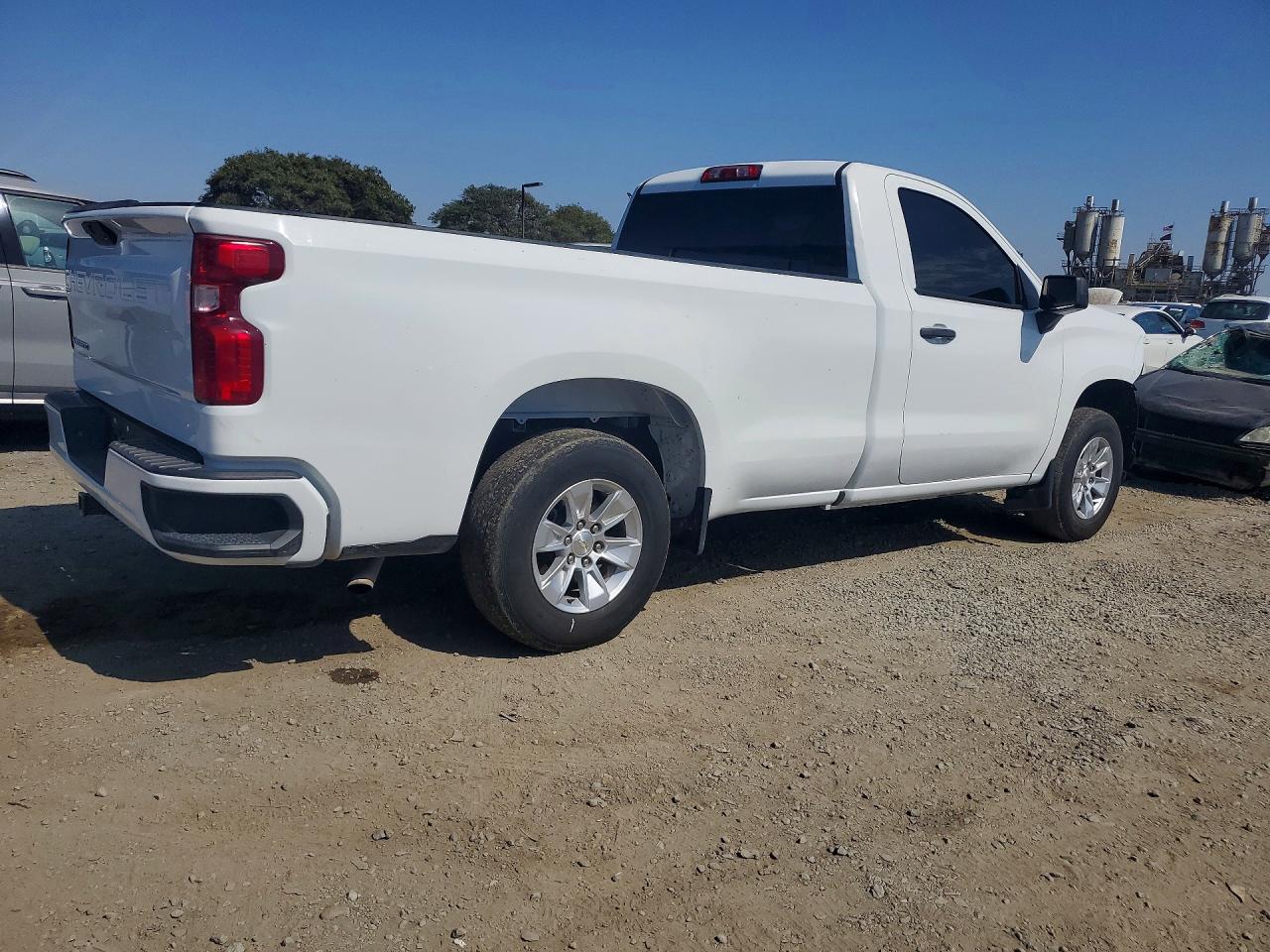 2021 CHEVROLET SILVERADO C1500 — снимка 3