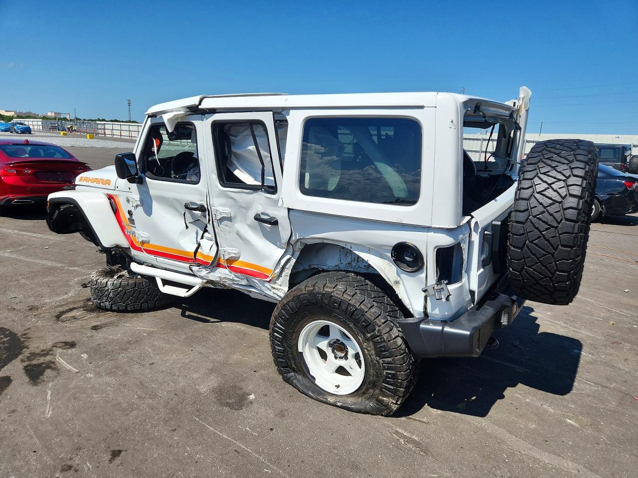 2024 JEEP WRANGLER SAHARA — снимка 2
