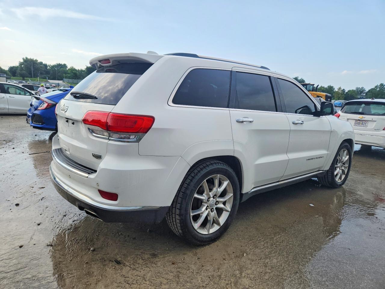 2016 JEEP GRAND CHEROKEE SUMMIT — снимка 3