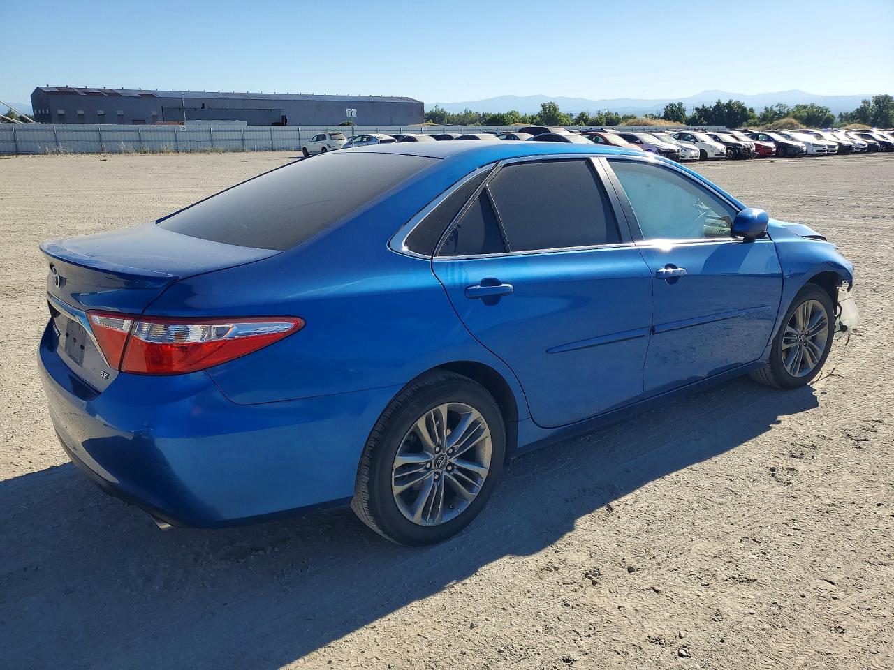 2017 TOYOTA CAMRY SE — снимка 3