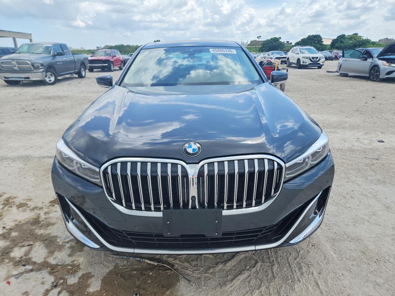 2022 BMW 750 XI — снимка 5