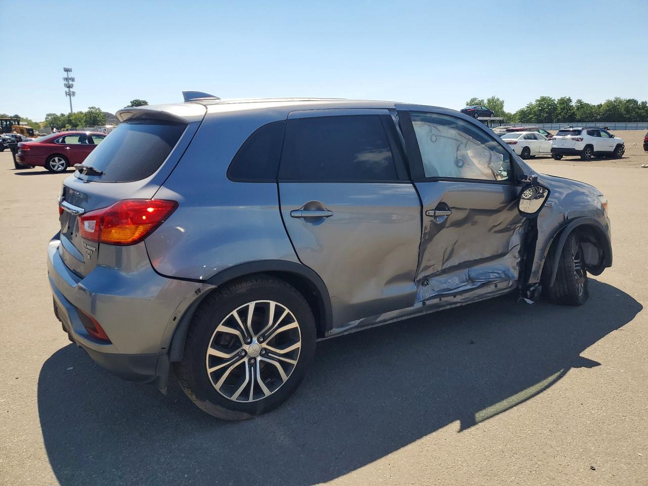2019 MITSUBISHI OUTLANDER SPORT SE — снимка 3
