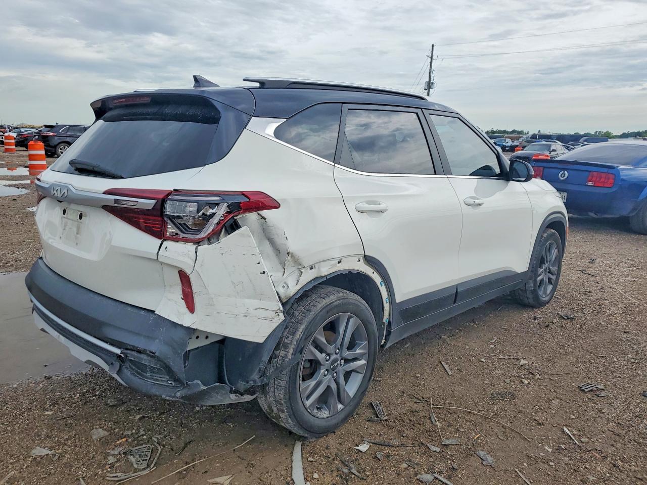 2022 KIA SELTOS S — снимка 3