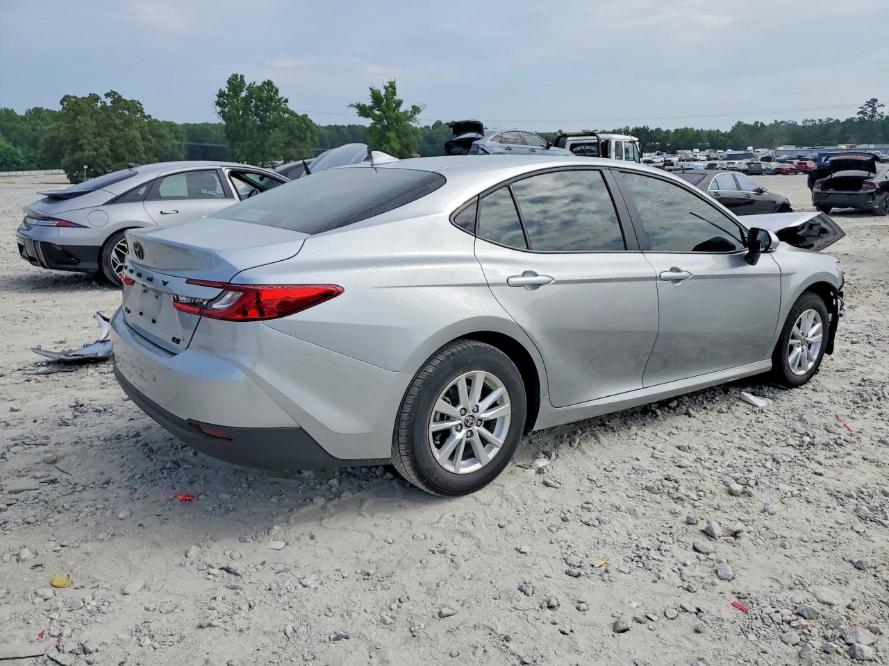 2025 TOYOTA CAMRY LE — снимка 4