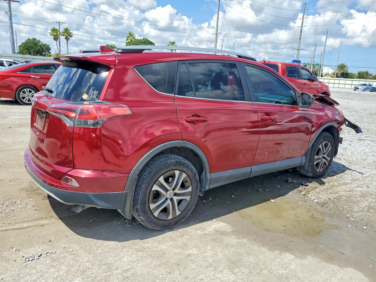 2018 TOYOTA RAV4 LE — снимка 3