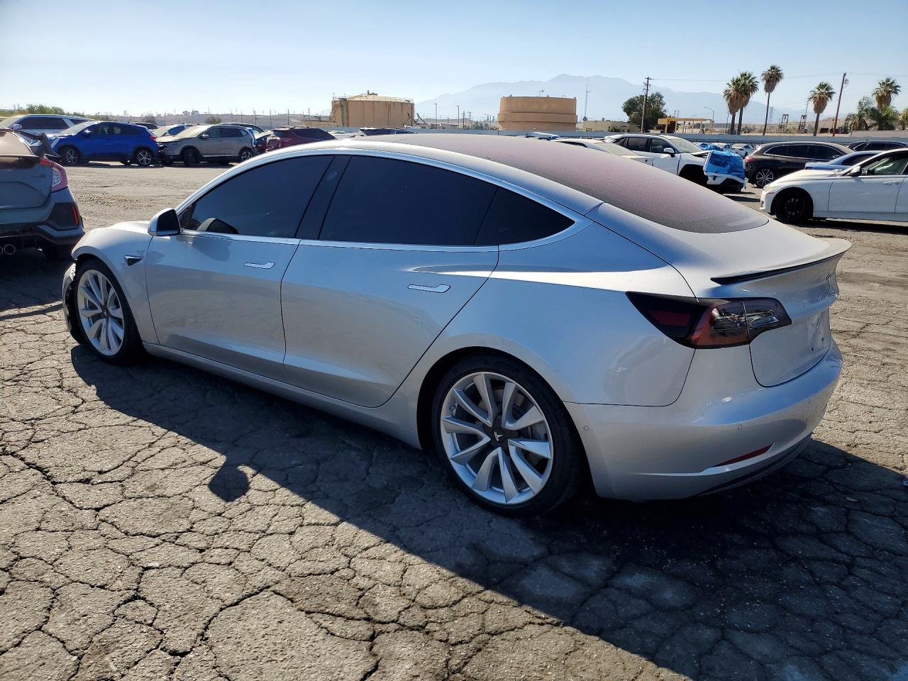 2017 TESLA MODEL 3 — снимка 2