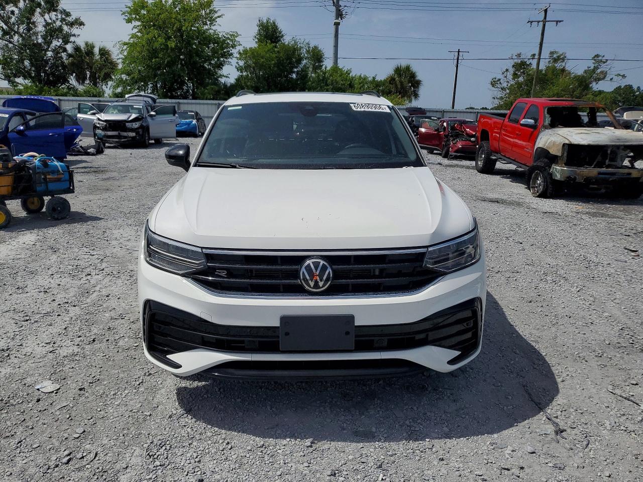 2022 VOLKSWAGEN TIGUAN SE R-LINE BLACK — снимка 5