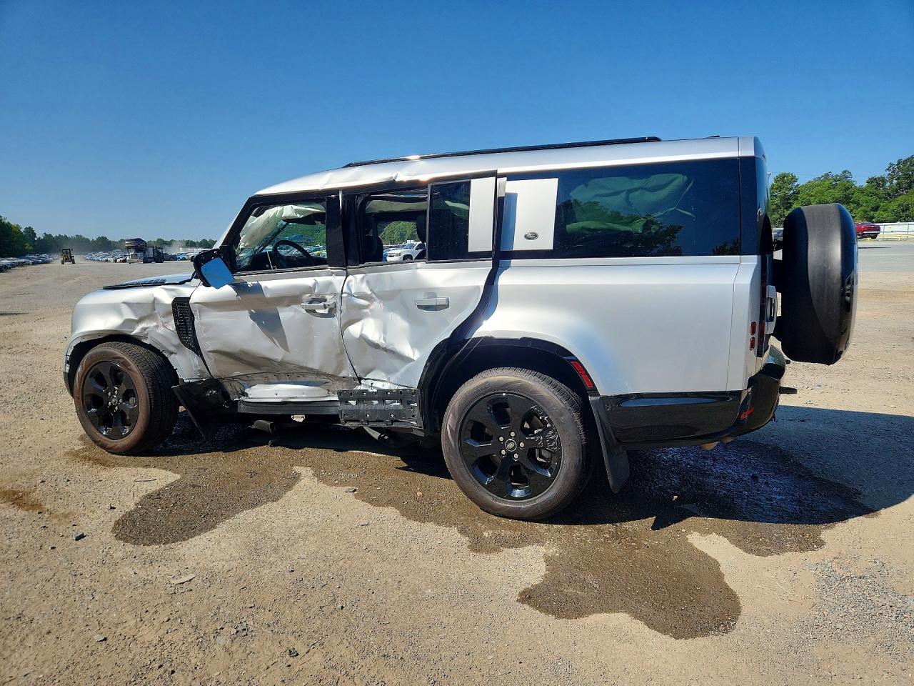 2024 LAND ROVER DEFENDER 130 X-DYNAMIC SE — снимка 2