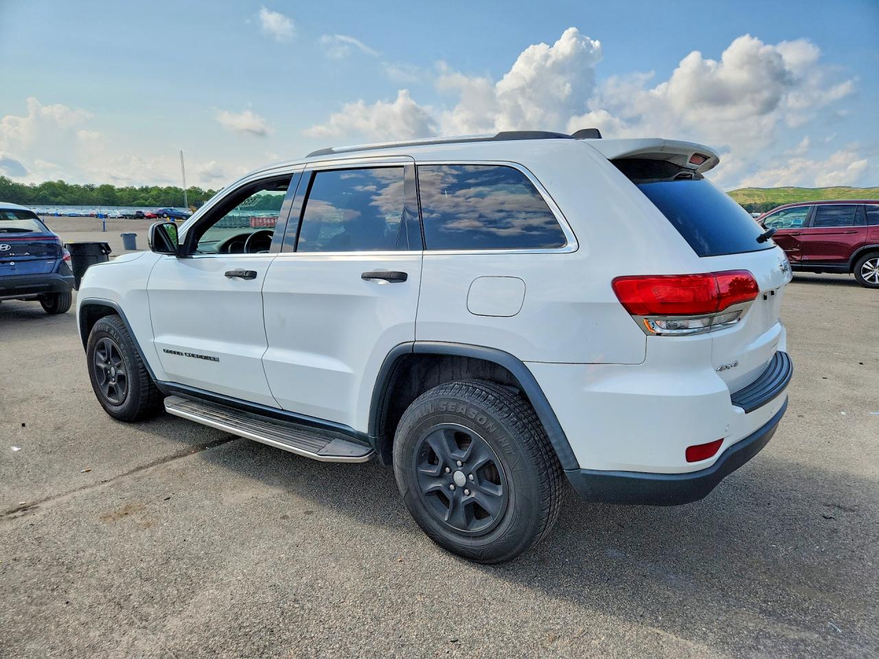 2017 JEEP GRAND CHEROKEE LAREDO — снимка 2