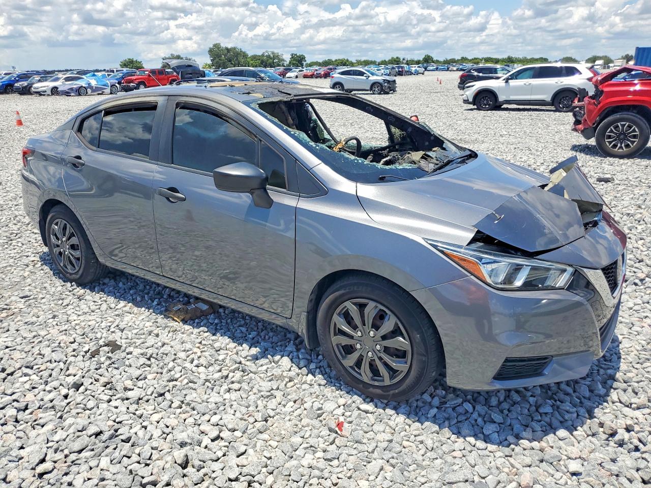 2020 NISSAN VERSA S — снимка 4