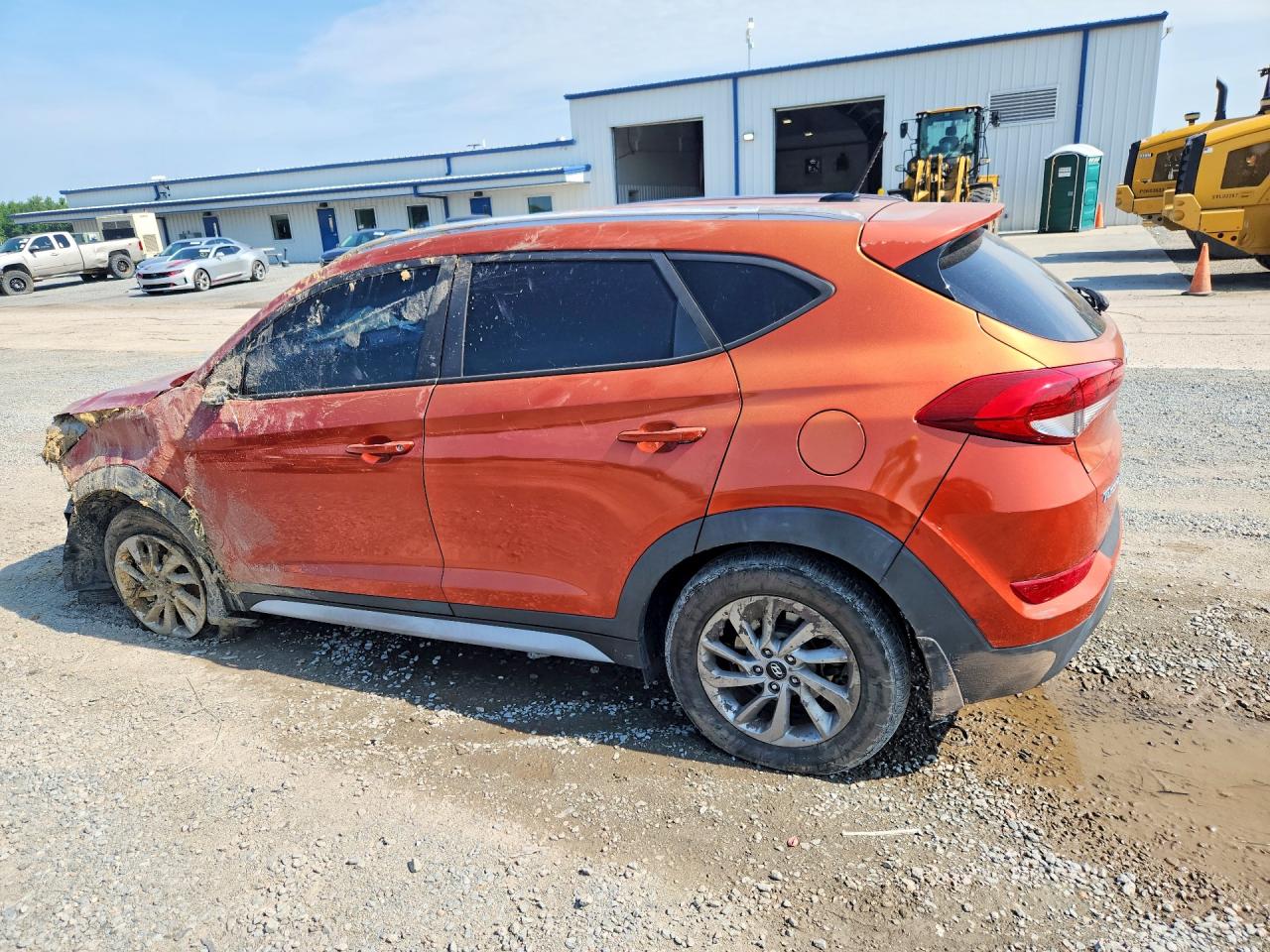 2017 HYUNDAI TUCSON SE — снимка 2