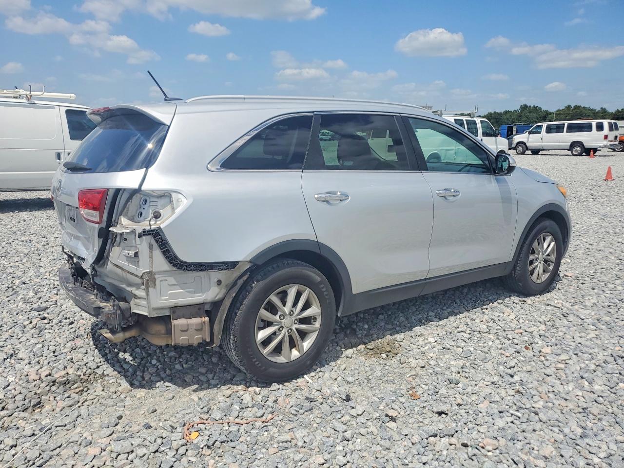 2017 KIA SORENTO LX V6 — снимка 3