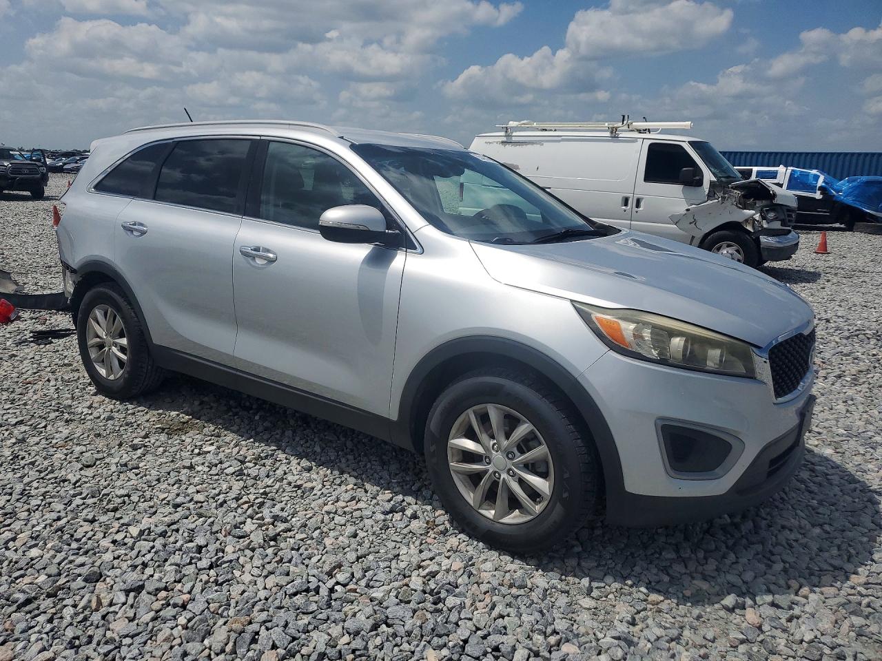 2017 KIA SORENTO LX V6 — снимка 4