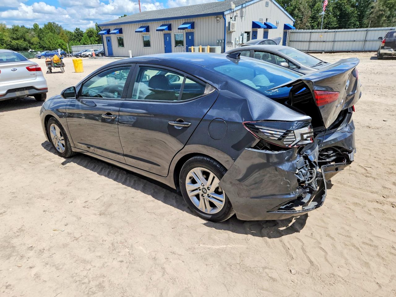 2020 HYUNDAI ELANTRA SEL — снимка 2