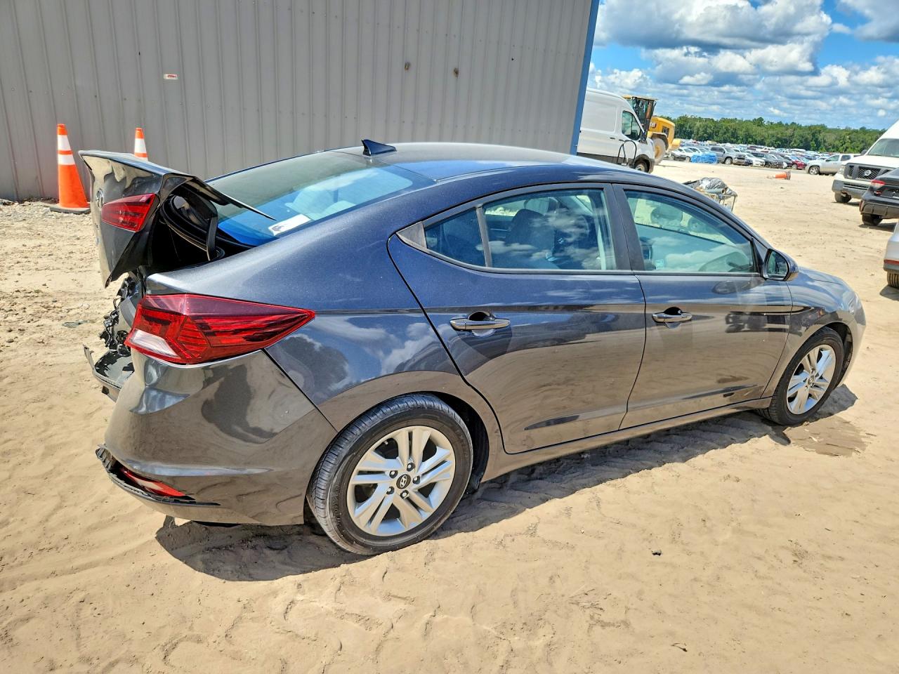 2020 HYUNDAI ELANTRA SEL — снимка 3