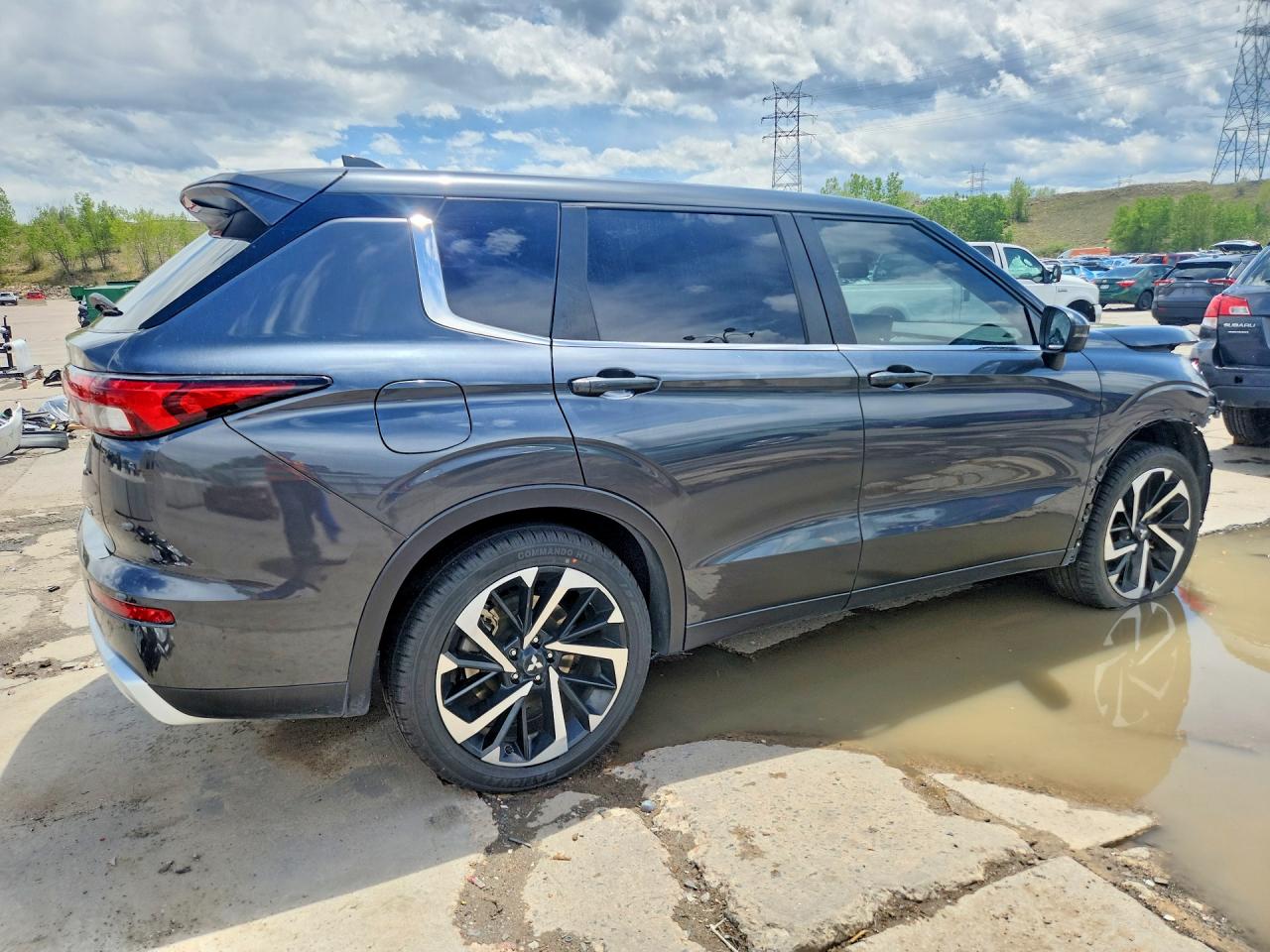 2024 MITSUBISHI OUTLANDER SE — снимка 3
