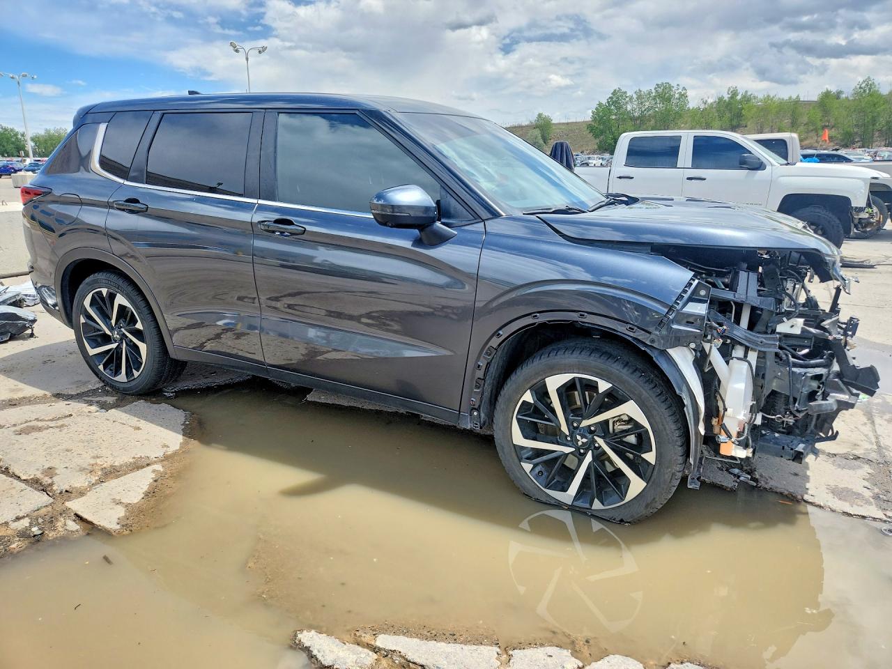 2024 MITSUBISHI OUTLANDER SE — снимка 4
