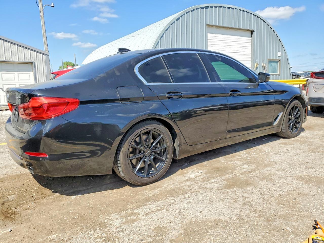 2019 BMW 530 I — снимка 3
