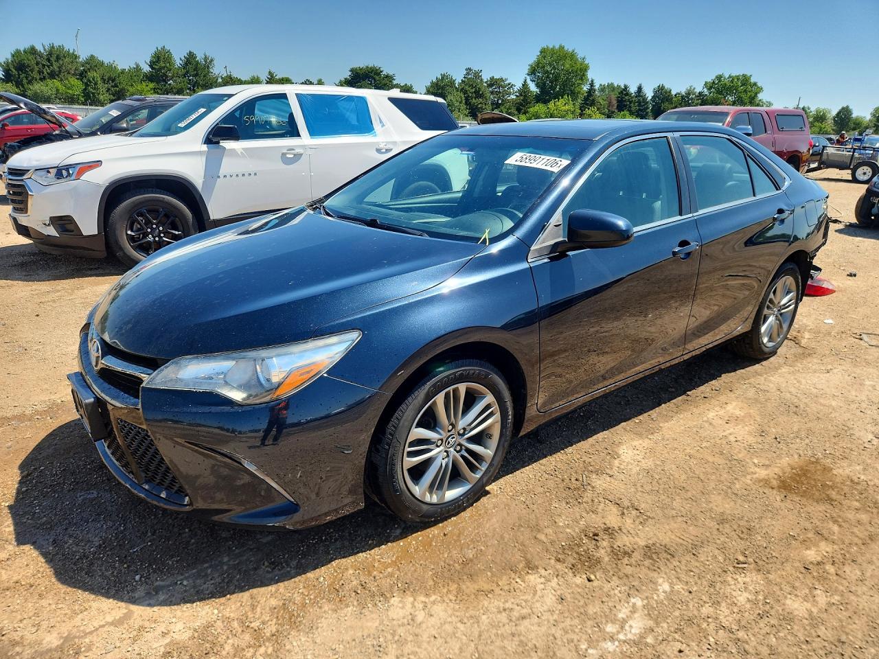 2017 TOYOTA CAMRY SE