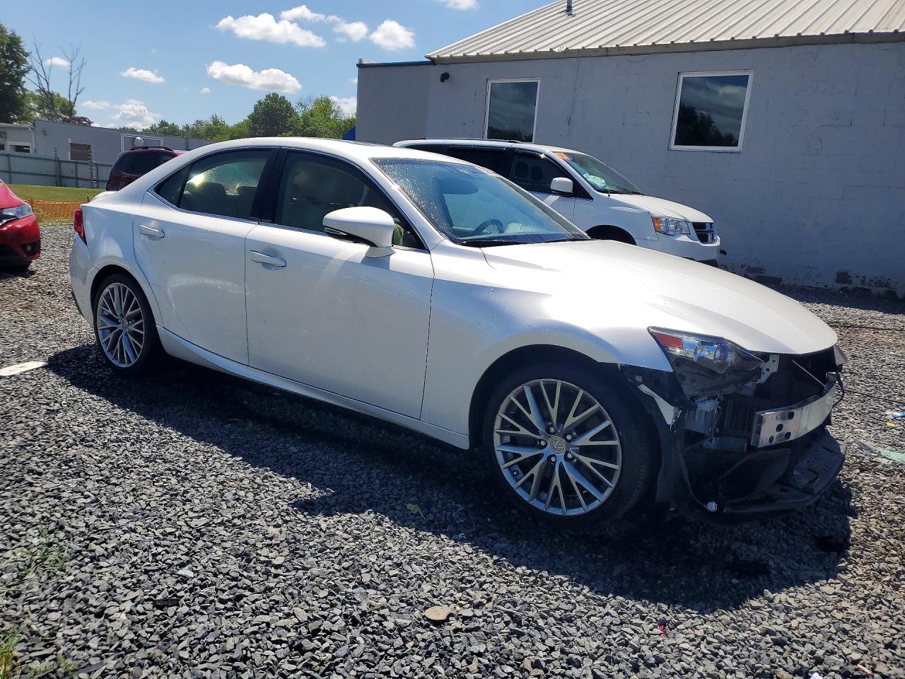 2016 LEXUS IS 300 — снимка 4