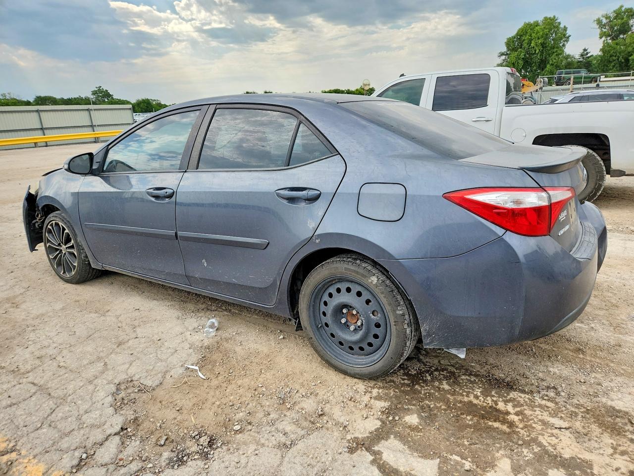 2015 TOYOTA COROLLA S PLUS — снимка 2