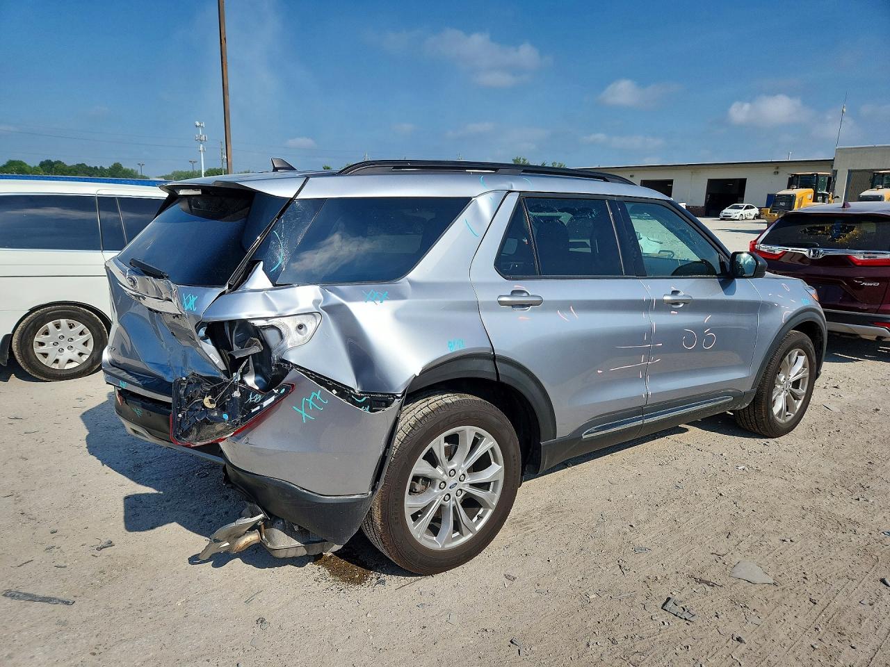 2021 FORD EXPLORER XLT — снимка 3