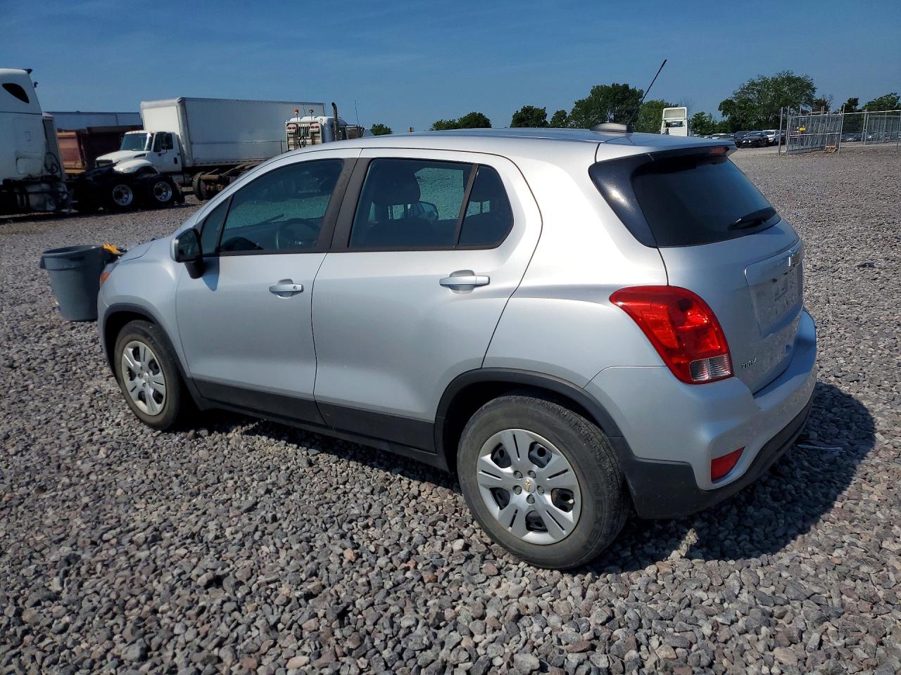 2017 CHEVROLET TRAX LS — снимка 2