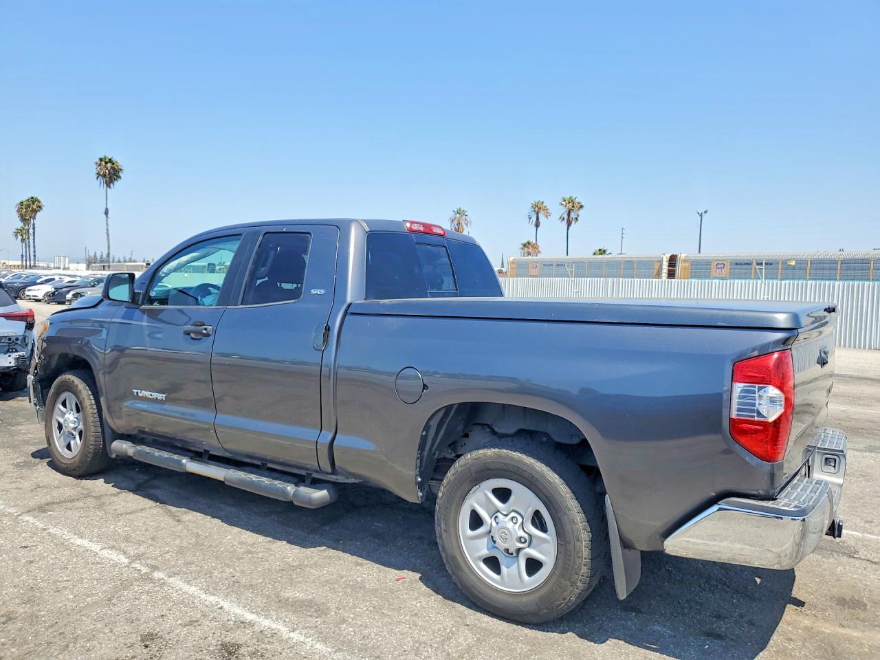 2019 TOYOTA TUNDRA SR5 — снимка 2