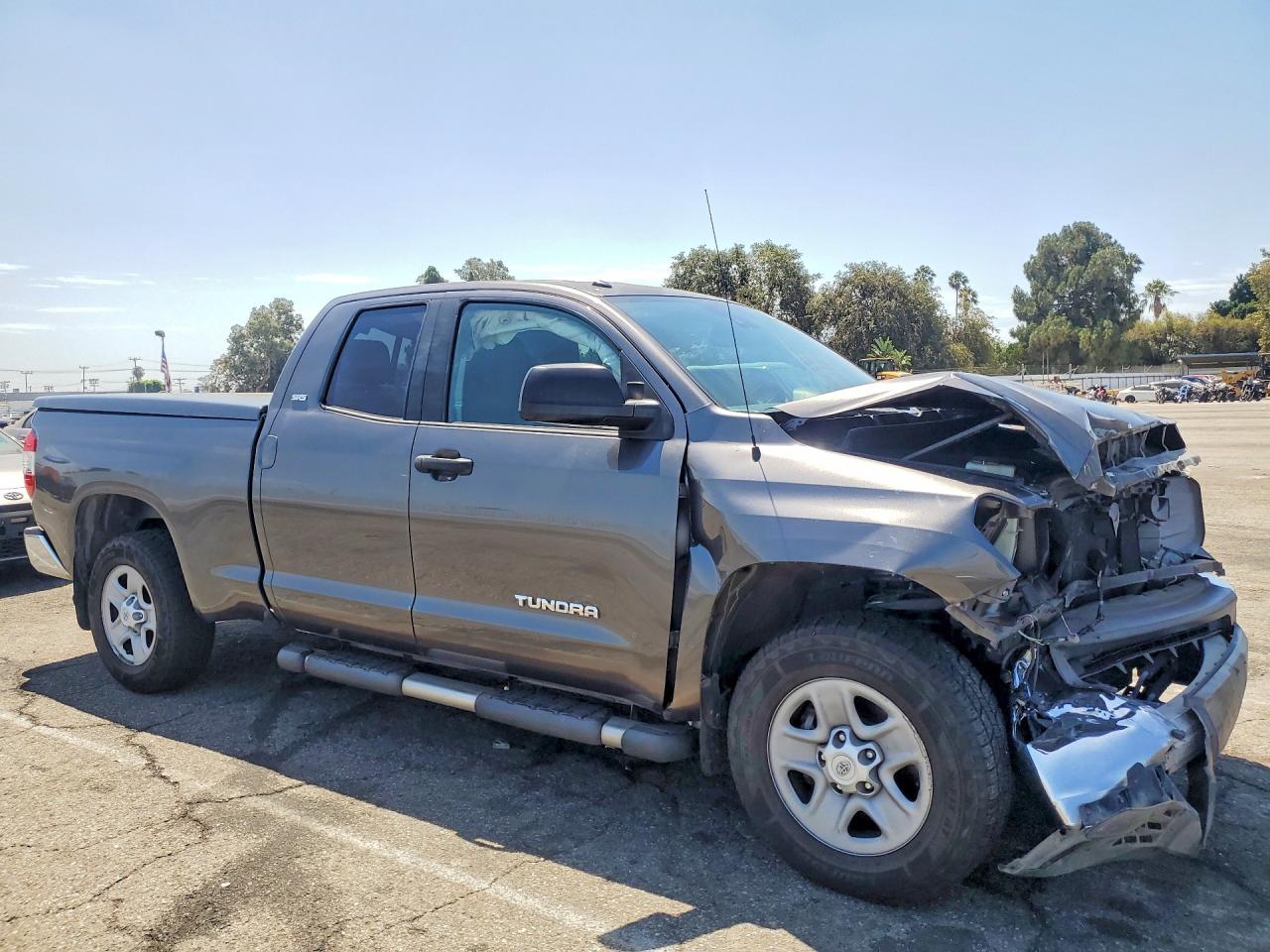 2019 TOYOTA TUNDRA SR5 — снимка 4