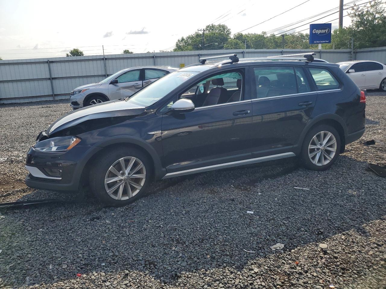 2017 VOLKSWAGEN GOLF ALLTRACK S