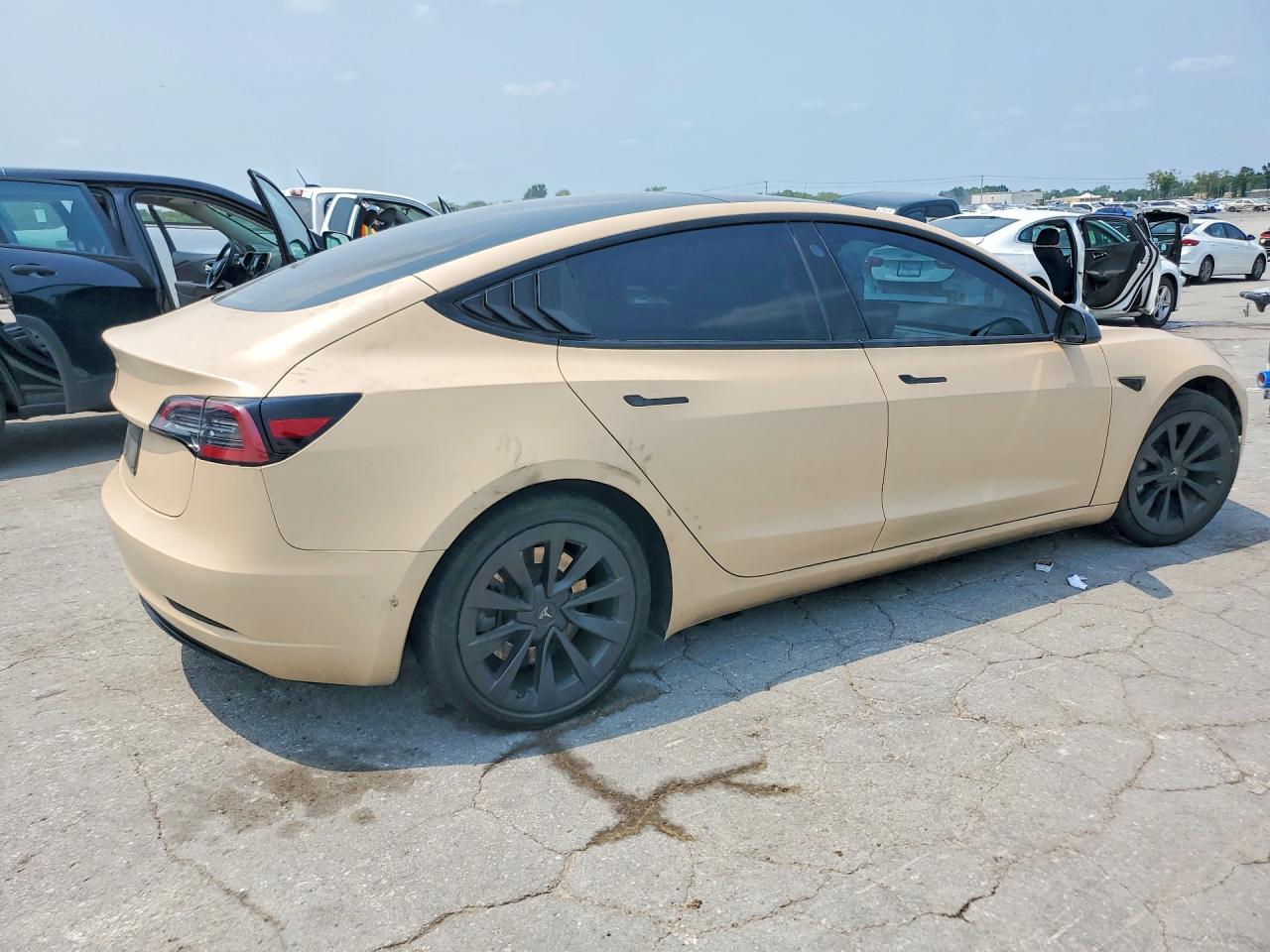 2023 TESLA MODEL 3 — снимка 3