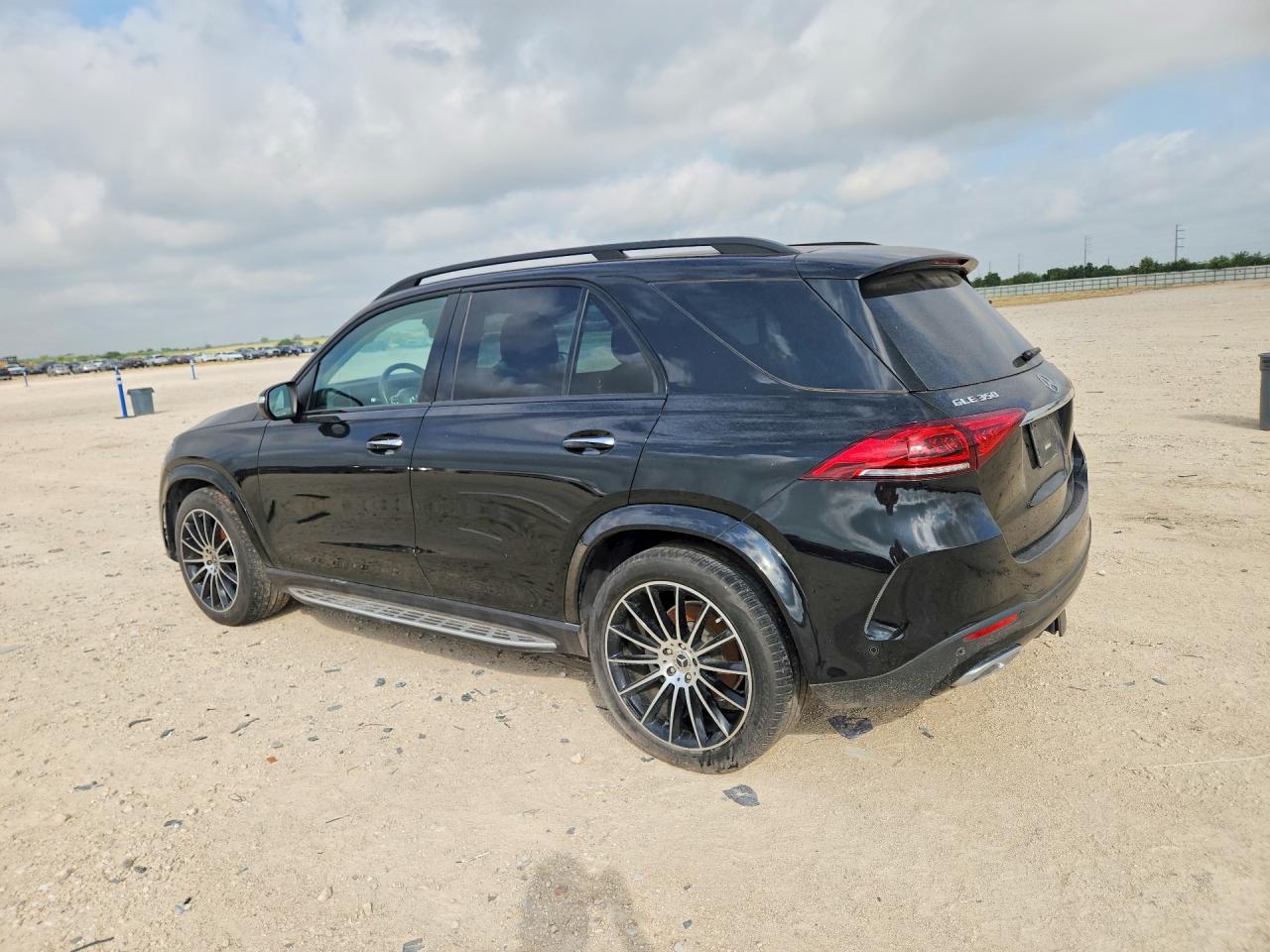 2021 MERCEDES-BENZ GLE 350 4MATIC — снимка 2