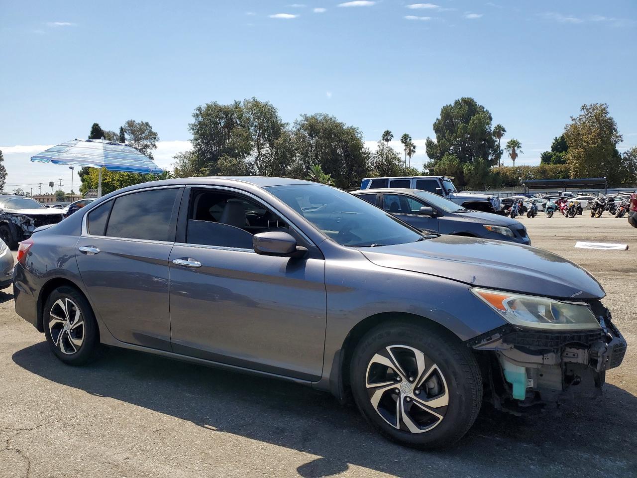 2017 HONDA ACCORD LX — снимка 4