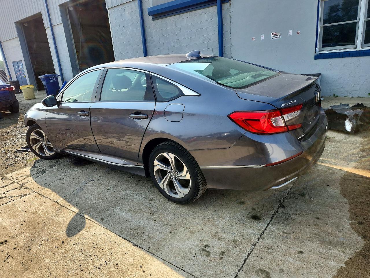 2019 HONDA ACCORD EX — снимка 2
