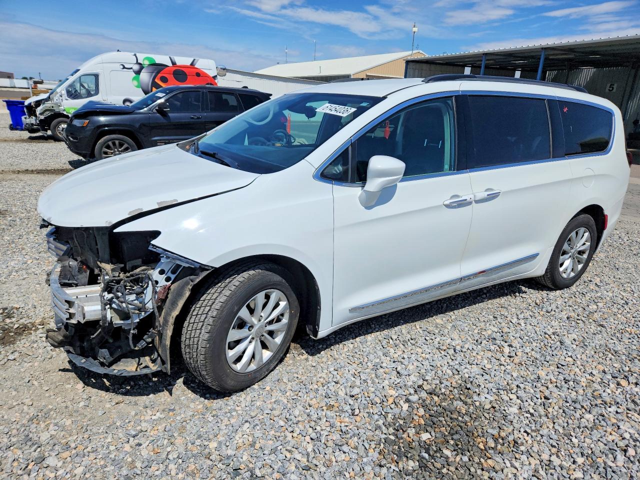 2017 CHRYSLER PACIFICA TOURING L
