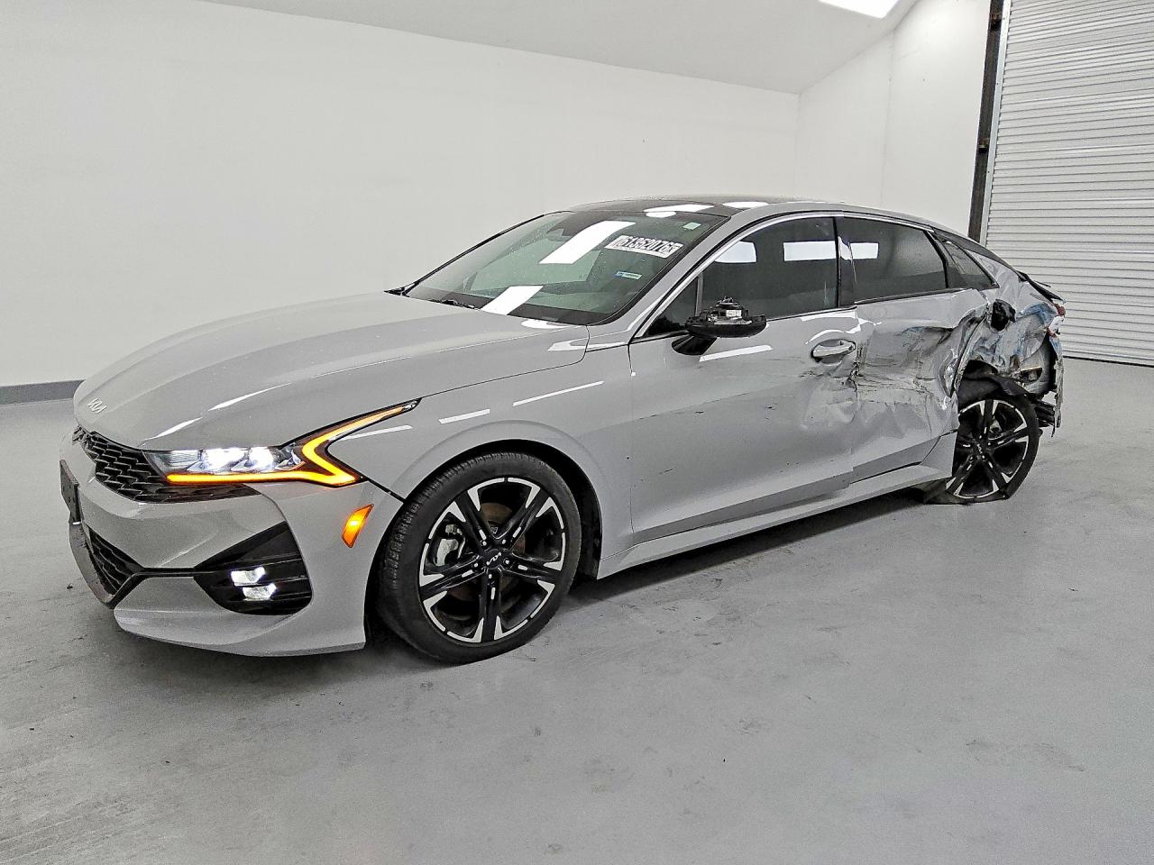 2023 KIA K5 GT LINE