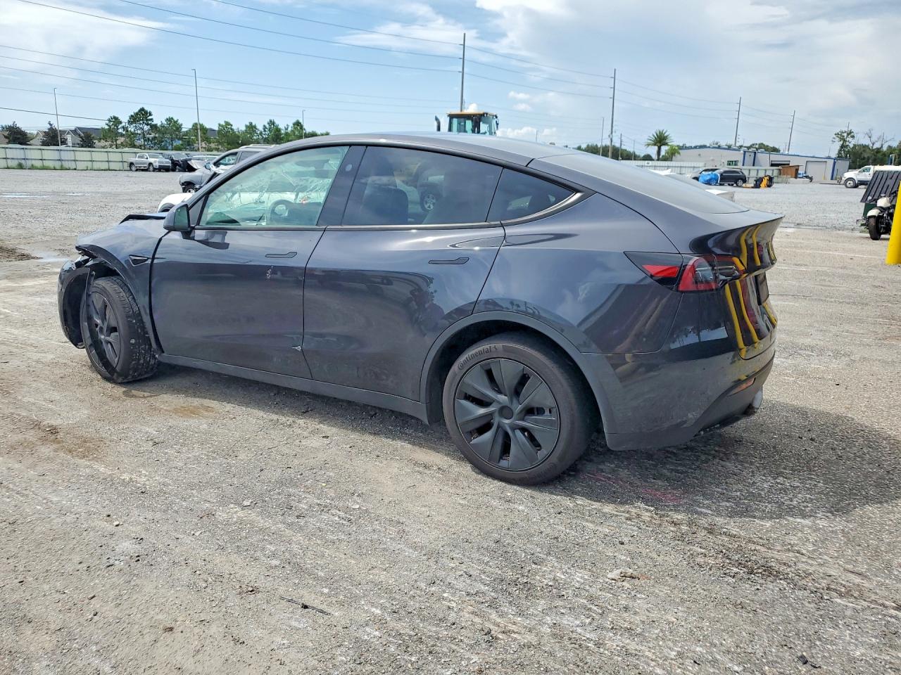 2024 TESLA MODEL Y — снимка 2