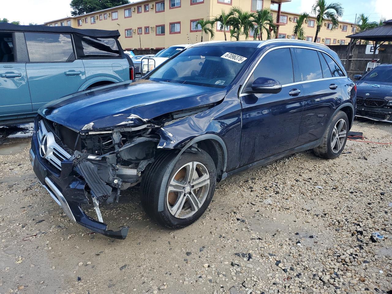 2017 MERCEDES-BENZ GLC 300 4MATIC
