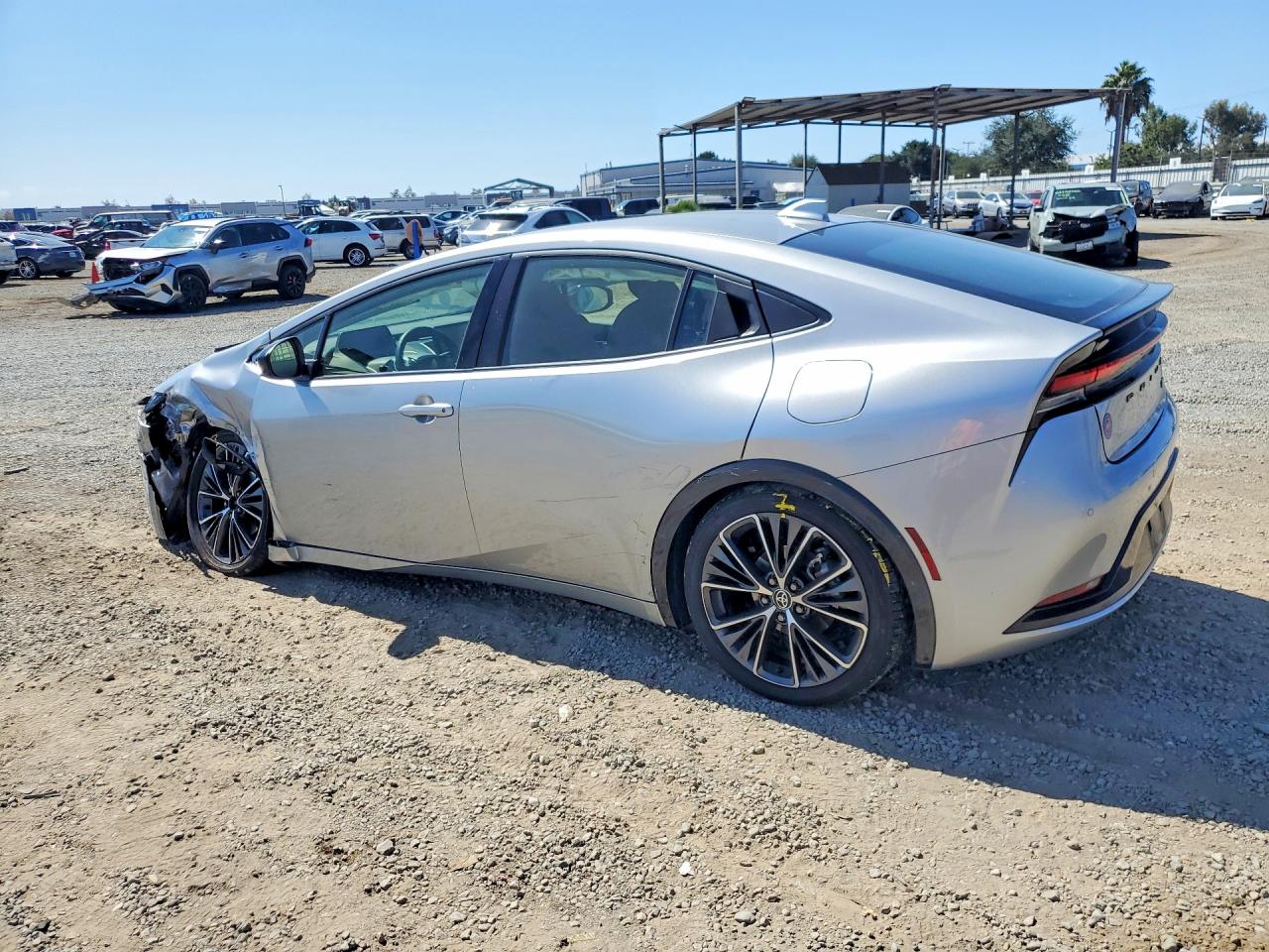 2024 TOYOTA PRIUS XLE — снимка 2